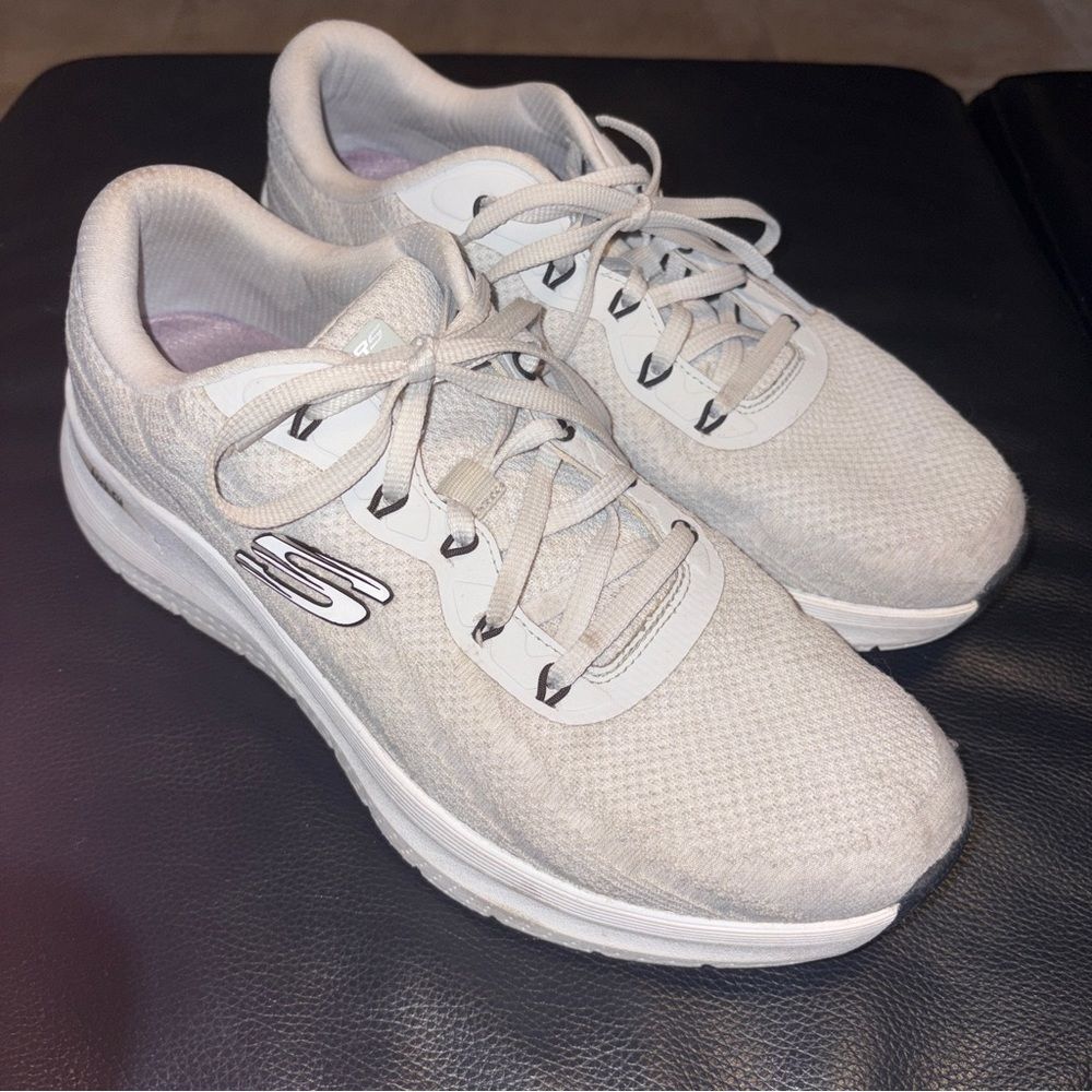 Skechers Mens Arch Fit 2.0 Road Wave Gray/White Walking Sneakers
